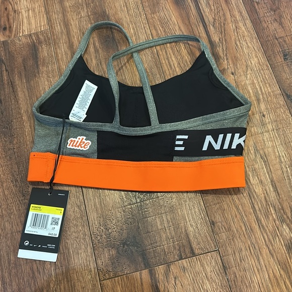 S/P Nike sports bra - Picture 2 of 2